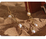 Elegant necklace with chains and pearls