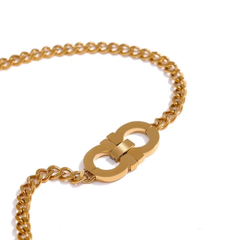 Gold double D pendant lock necklace