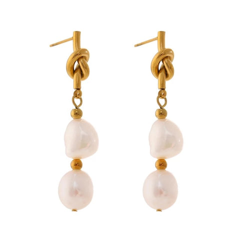 Gold earrings with knot and pearls